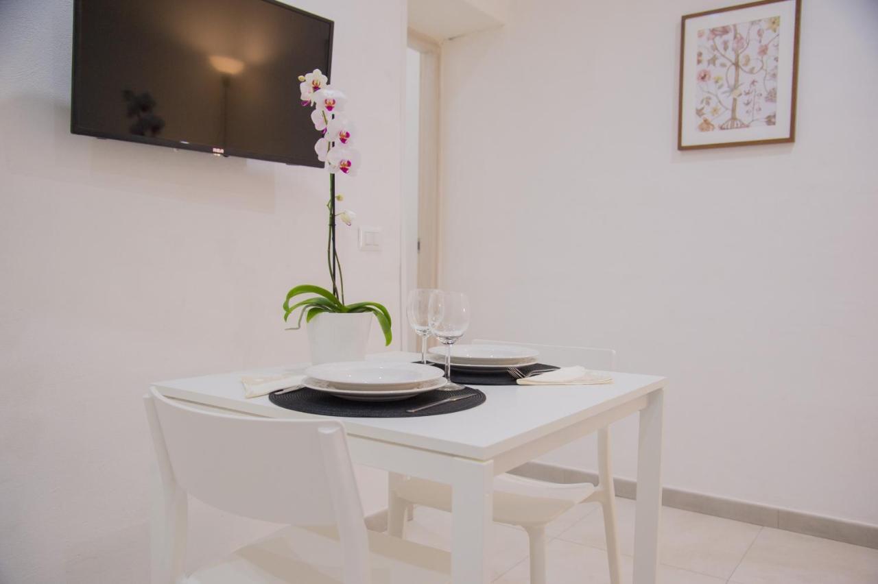 Palazzo Del Golfo Apartment Napoli Bagian luar foto