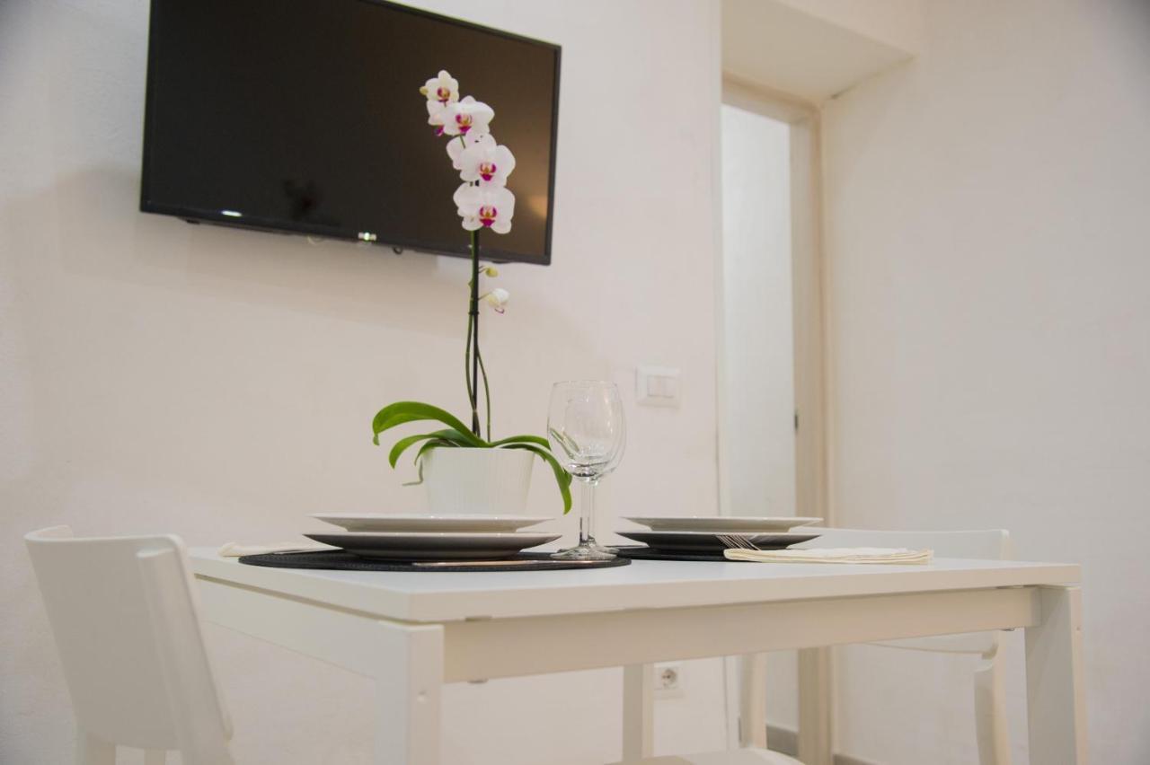 Palazzo Del Golfo Apartment Napoli Bagian luar foto